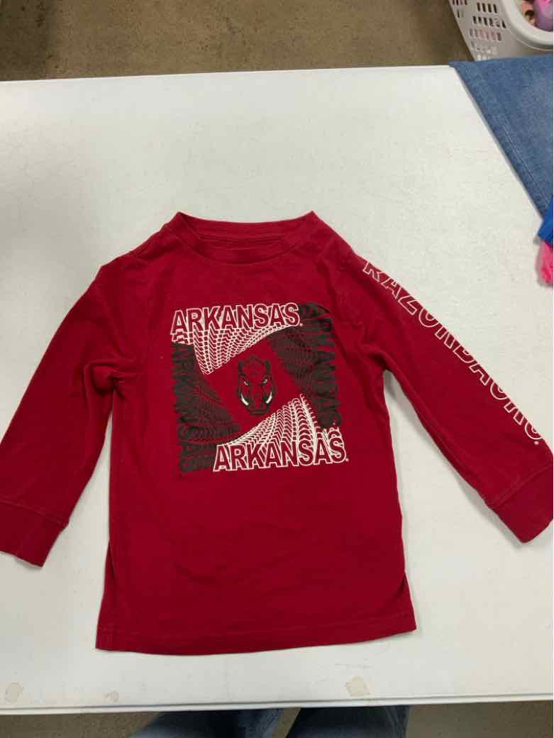 rivalry threads Red Toddler Size 5 Boys LSTop