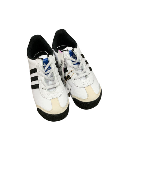 Adidas (B) White Toddler Shoe Size 10 (Toddler) Boys Casual Shoes