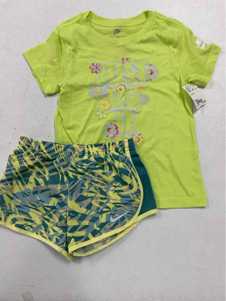 Nike (B) Green Youth Size 6 Girls 2PCCasual