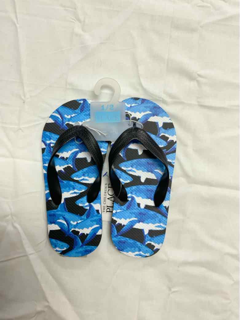 Children's Place (D) Blue Youth Shoe Size 2 (Youth) Boys FlipFlops