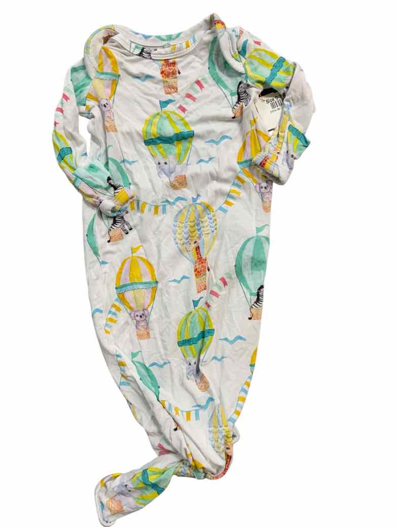 Posh Peanut (A) White Infant Size 0-3 MO Boys Nightgown