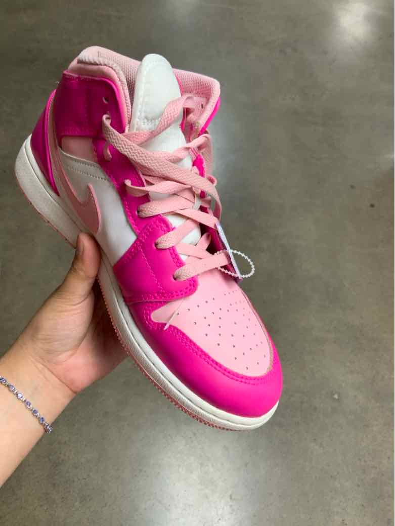 Jordan (B) Pink Youth Shoe Size 7 (Youth) Girls Casual Shoes