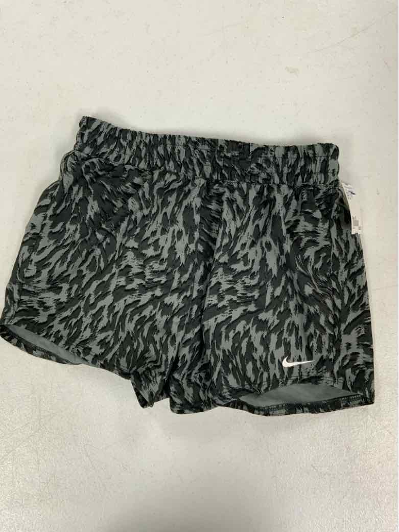 Nike (B) Black Youth Size 12 Girls ShortBasic