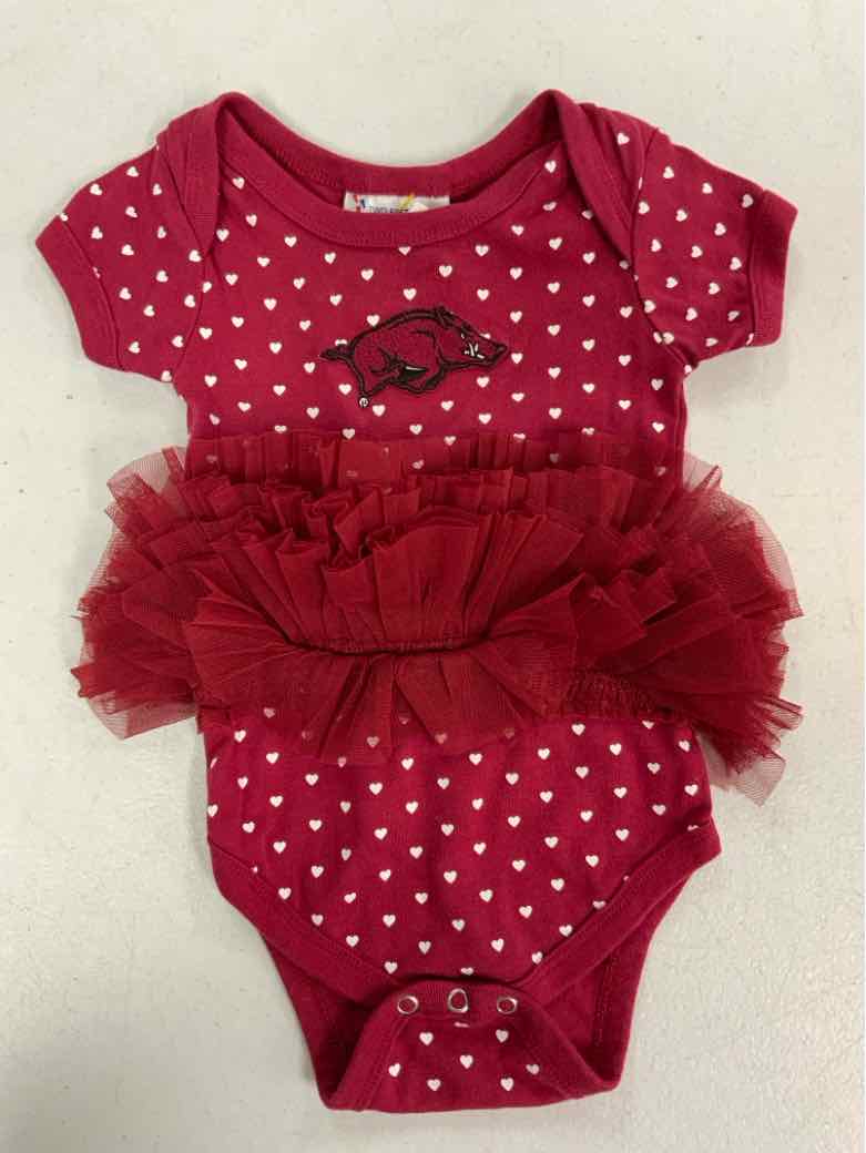 TWO FEET AHEAD Red Infant Size 12 MO Girls 1PC Casual