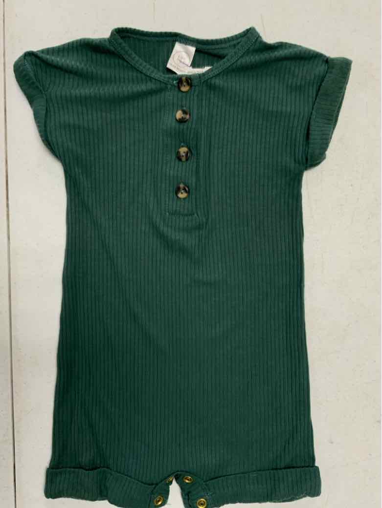 lou lou Green Infant Size 24 MO Boys 1PC Casual