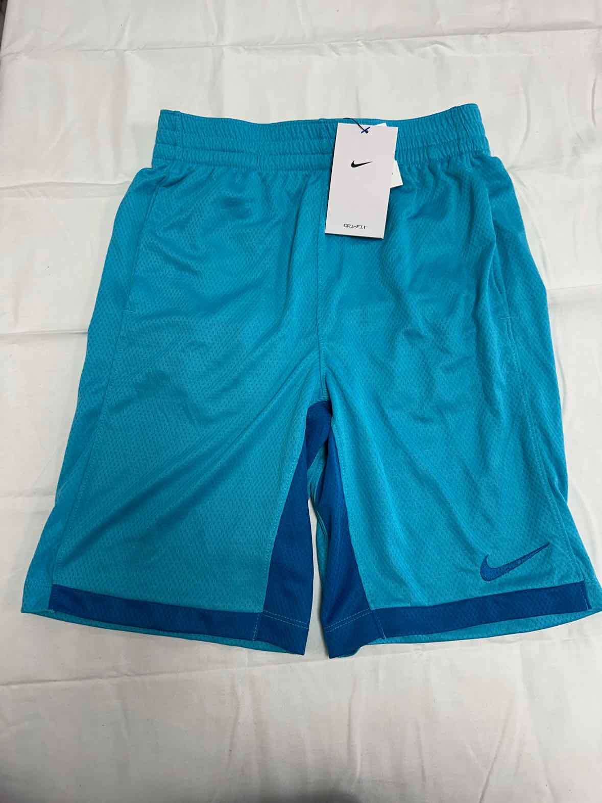 Nike (B) Blue Youth Size 12 Boys ShortAthletic