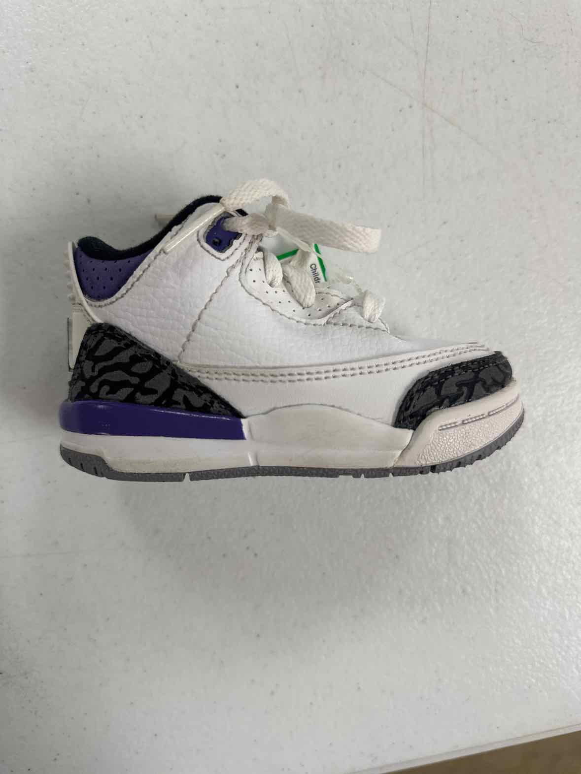 Jordan (B) Purple Toddler Shoe Size 5 (Toddler) Boys Casual Shoes