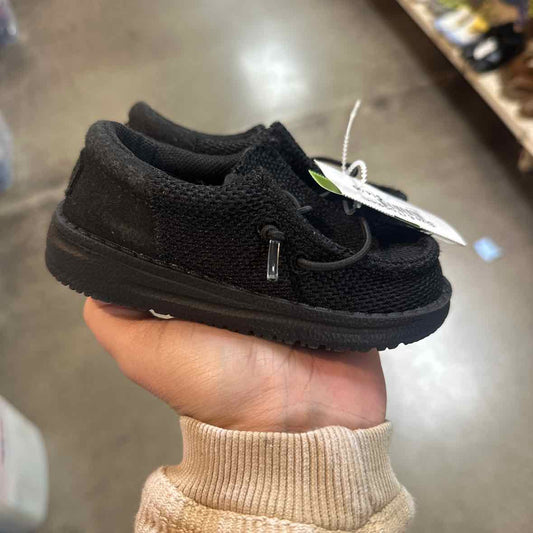 hey dude Black Toddler Shoe Size 6 (Toddler) Boys Casual Shoes
