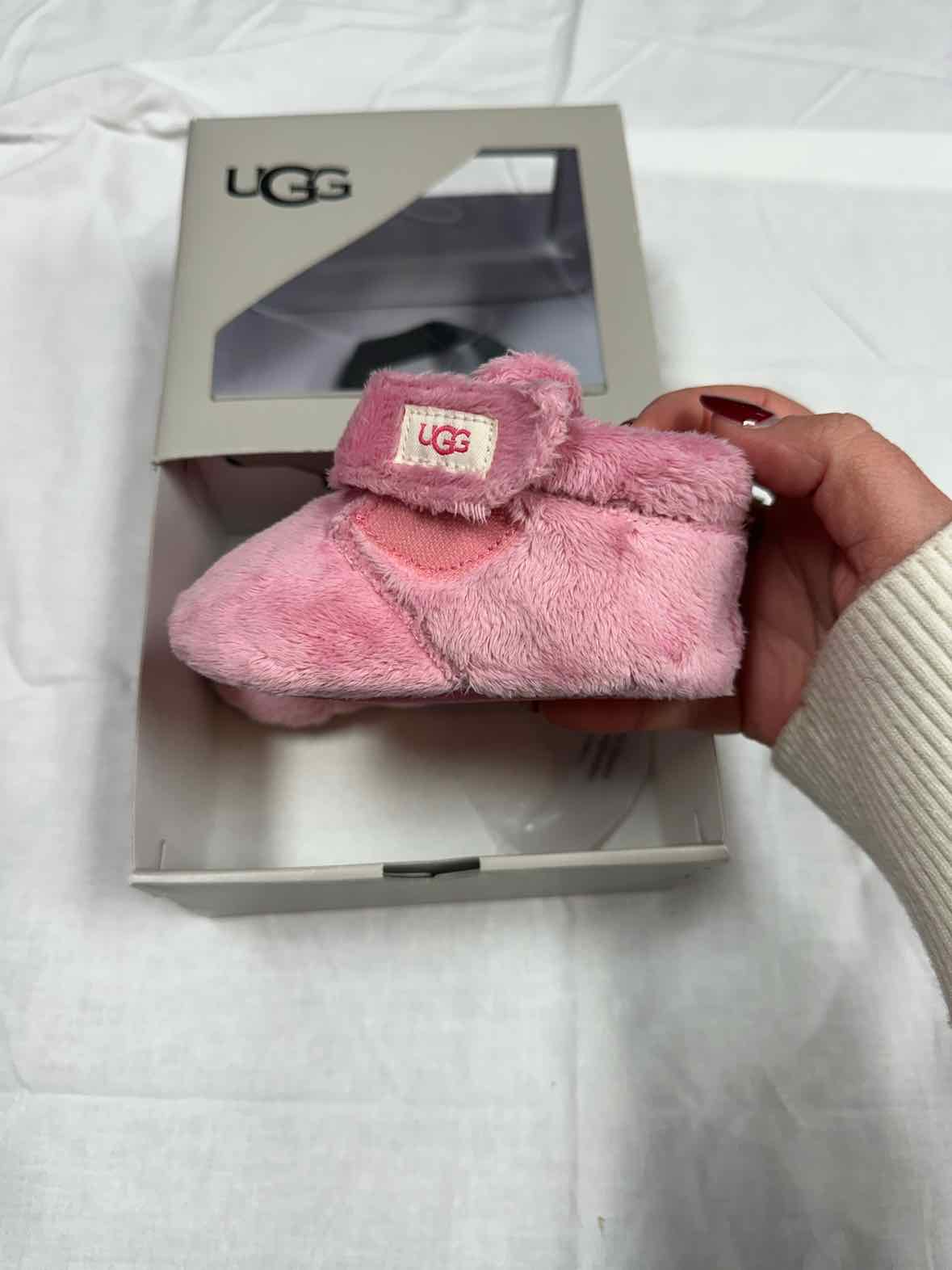 Ugg (AA) Pink Toddler Shoe Size 4.5 (Toddler) Girls Slippers