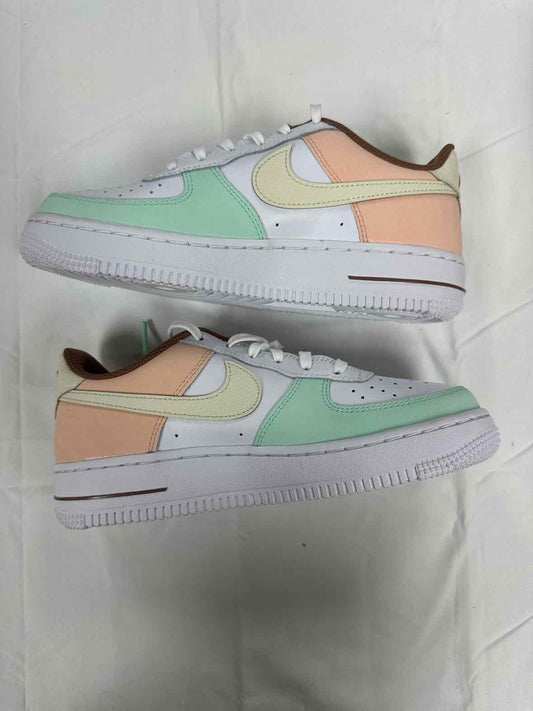 Nike (B) Green Pink Youth Shoe Size 4.5 (Youth) Boys Casual Shoes