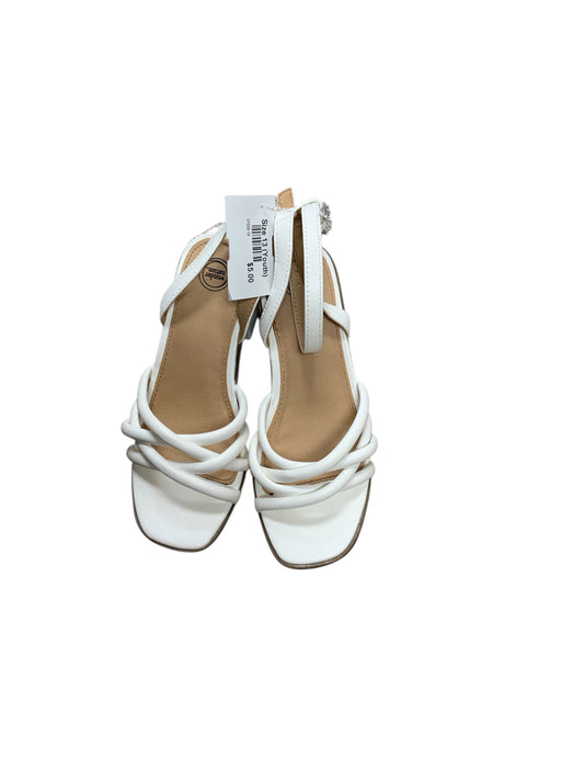 Wonder Nation (E) White Youth Shoe Size 13 (Youth) Girls Casual Shoes