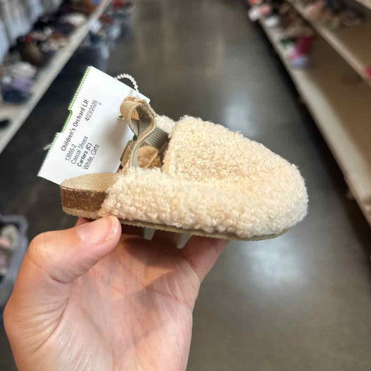 Carters (C) White Infant Shoe Size 3 (Infant) Girls Casual Shoes