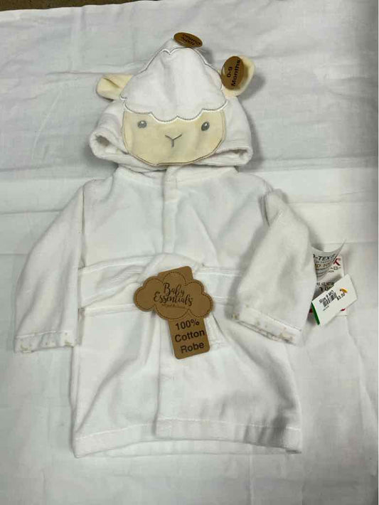 Baby Essentials (D) White Infant Size 9 MO Girls Bathrobe