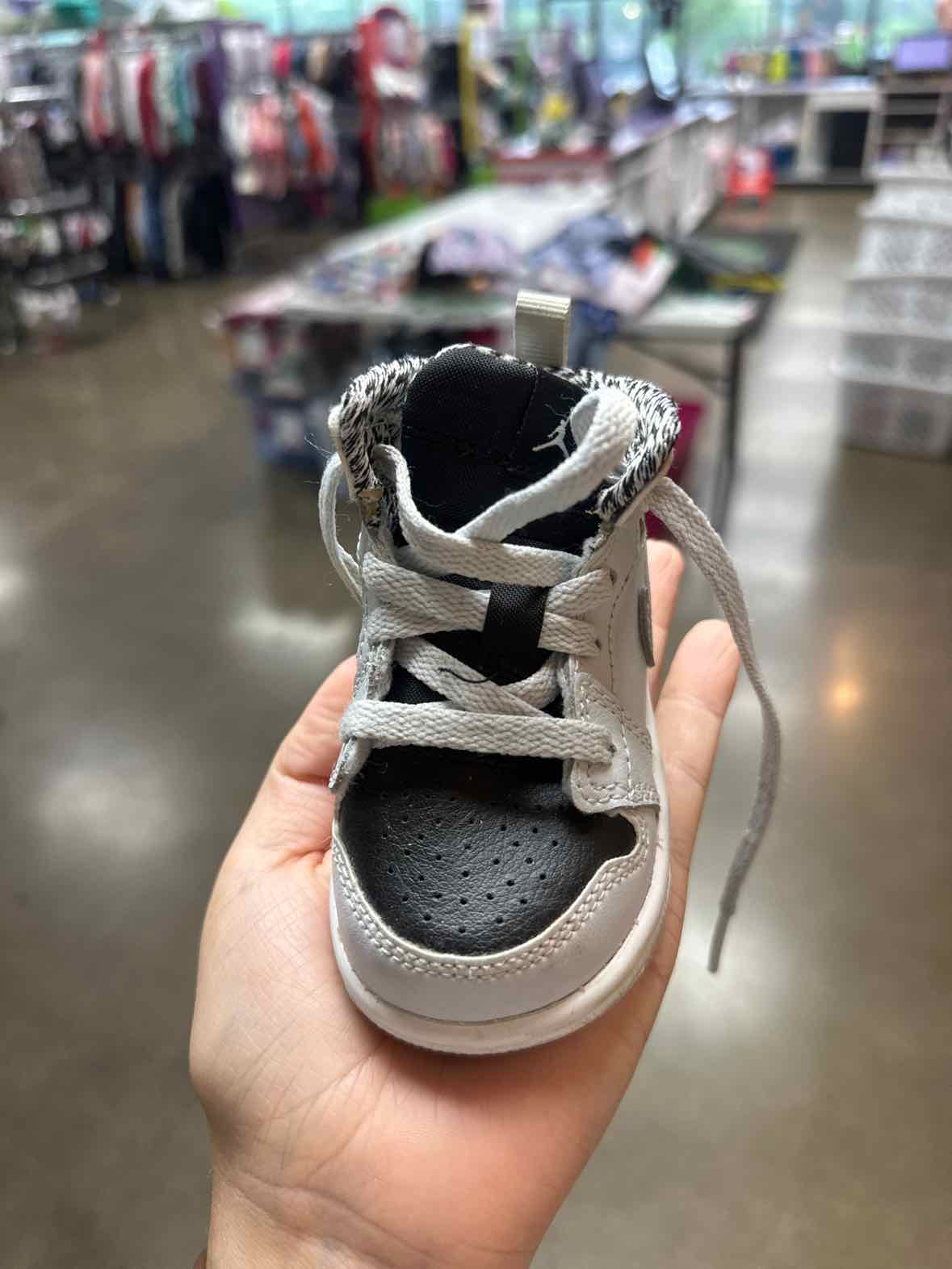 Jordan (B) Gray Toddler Shoe Size 4 (Toddler) Boys Casual Shoes