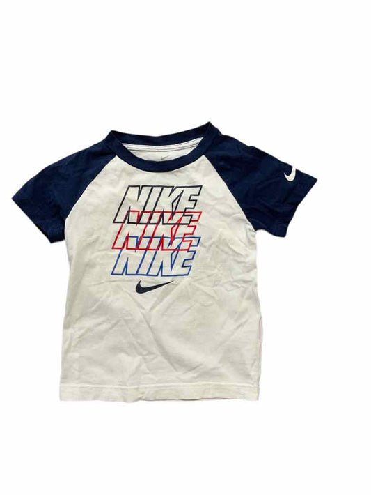 Nike (B) White Toddler Size 4T Boys SSTop