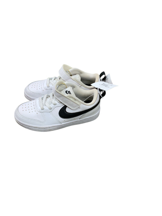 Nike (B) White Youth Shoe Size 11 (Youth) Boys Casual Shoes