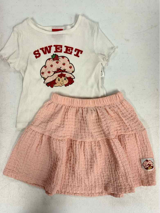 STRAWBERRY SHORTCAKE White Toddler Size 5-6 Girls 2PCCasual