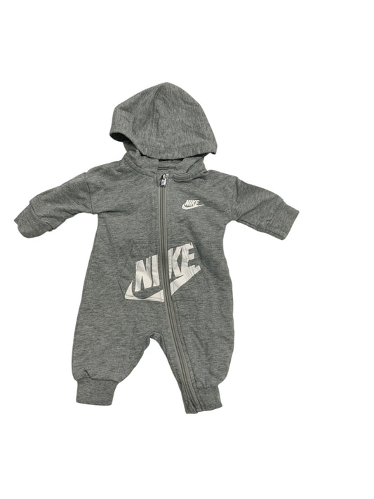 Nike (B) Gray Infant Size NB Boys 1PC Casual