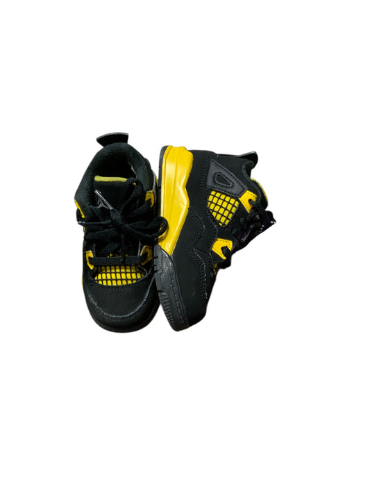 Jordan (B) Yellow Toddler Shoe Size 6 (Toddler) Boys Casual Shoes