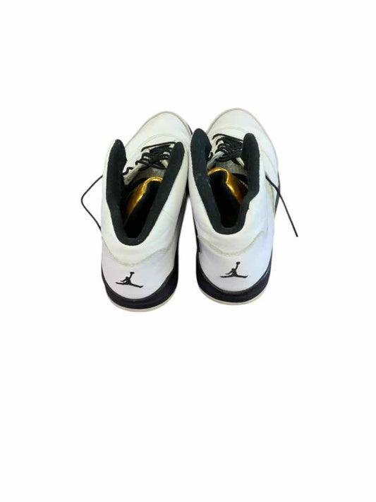 Jordan (B) White Youth Shoe Size 3 (Youth) Boys Athletic Shoes