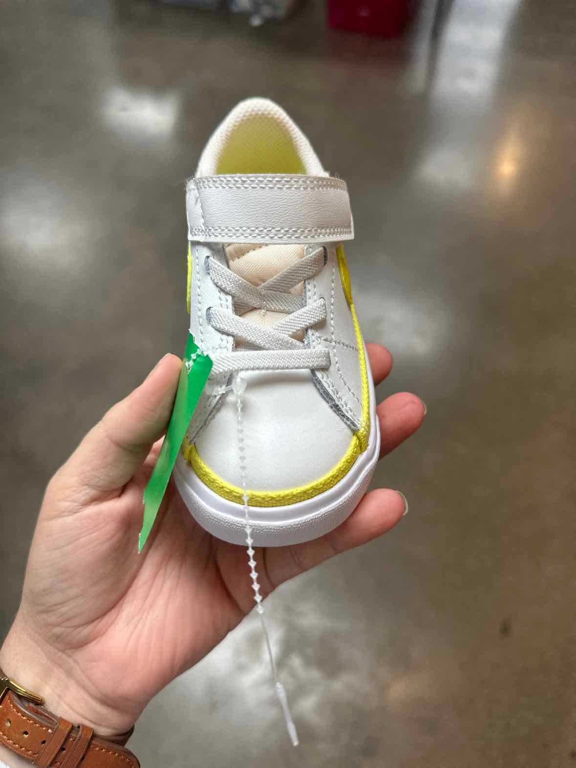 Nike (B) Yellow Toddler Shoe Size 6 (Toddler) Boys Casual Shoes