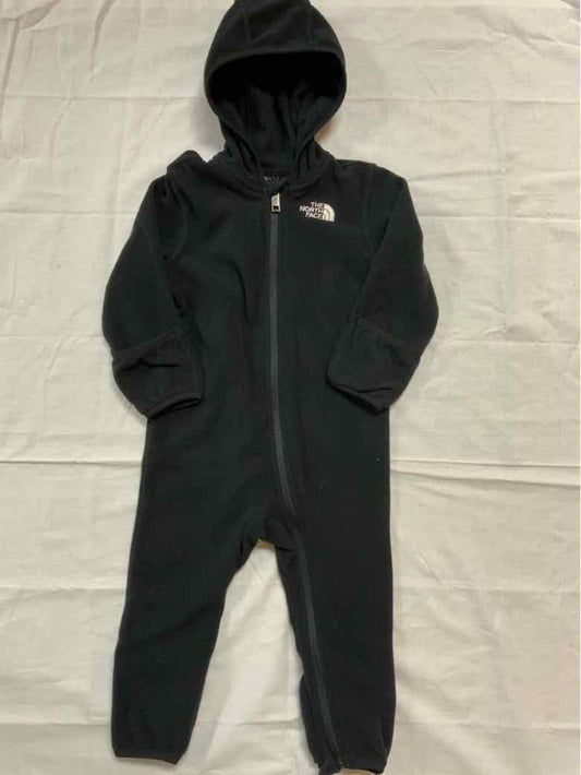 North Face (AA) Black Infant Size 12-18 MO Boys 1PC Casual