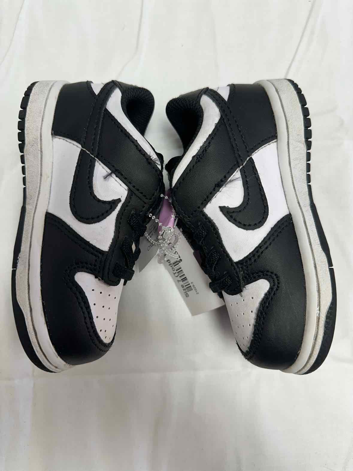 Nike (B) Black Toddler Shoe Size 7 (Toddler) Girls Casual Shoes