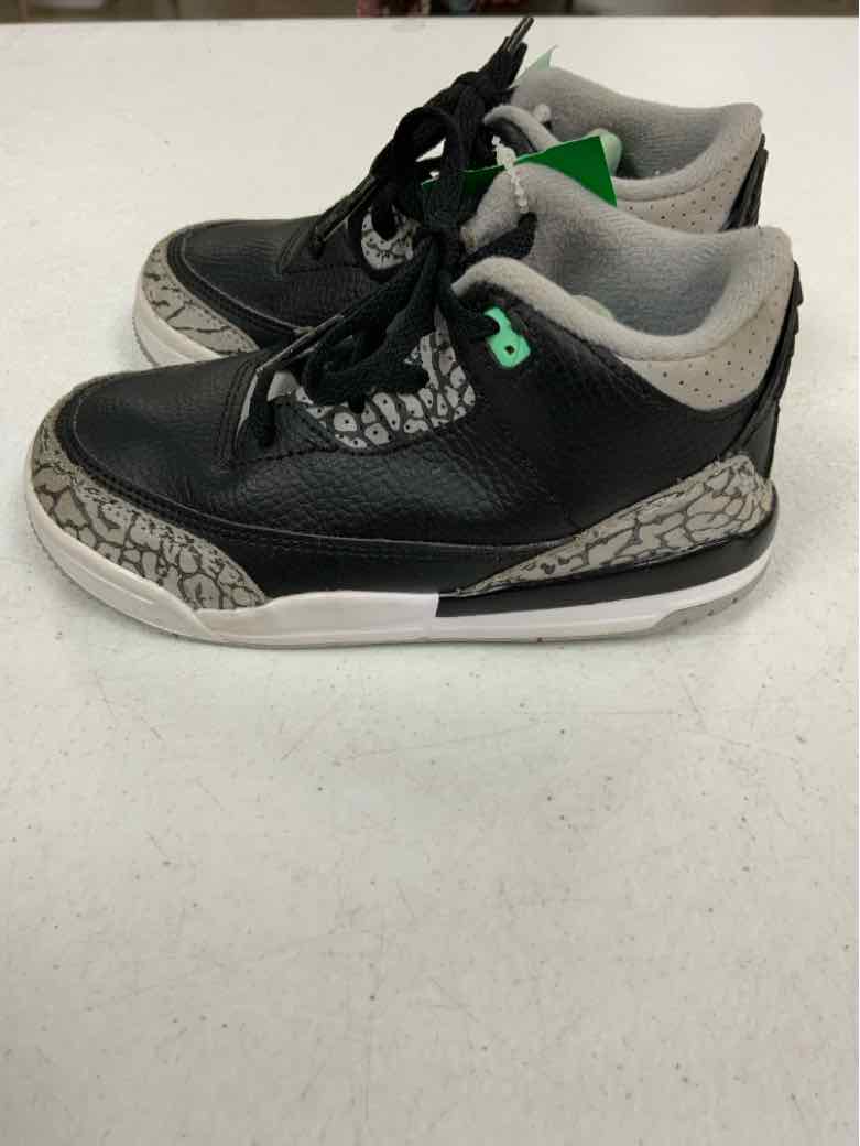 Jordan (B) Gray Youth Shoe Size 11 (Youth) Boys Casual Shoes