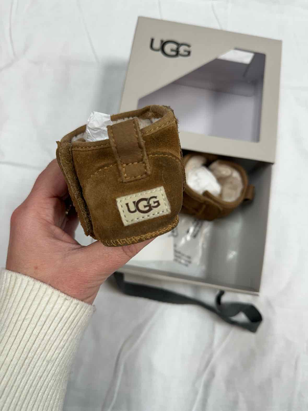 Ugg (AA) Brown Toddler Shoe Size 4.5 (Toddler) Girls FashionBoots